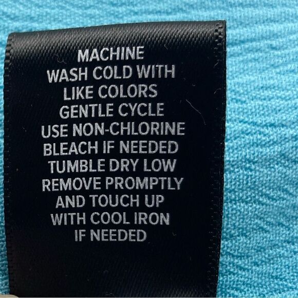 Torrid Smocked Yoke Ruffle Turquoise Top Size 2 - Picture 9 of 10